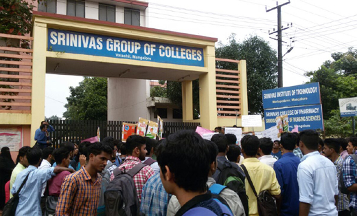 srinivas college